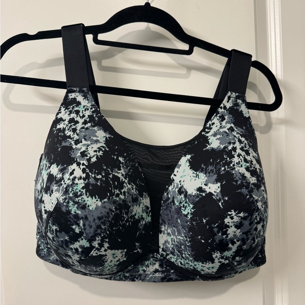 Living sports bra. 44DDD